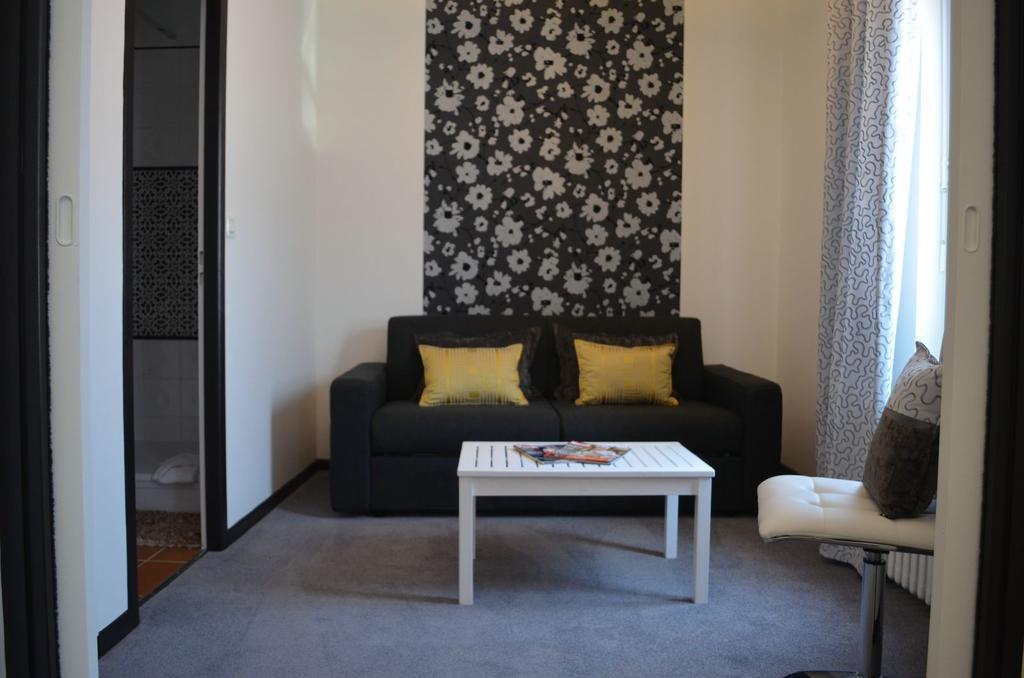 רושפור Hotel De France Citotel מראה חיצוני תמונה